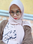 Tri Wahyuni profile icon