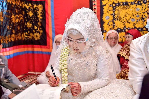 RenitaUtami profile icon