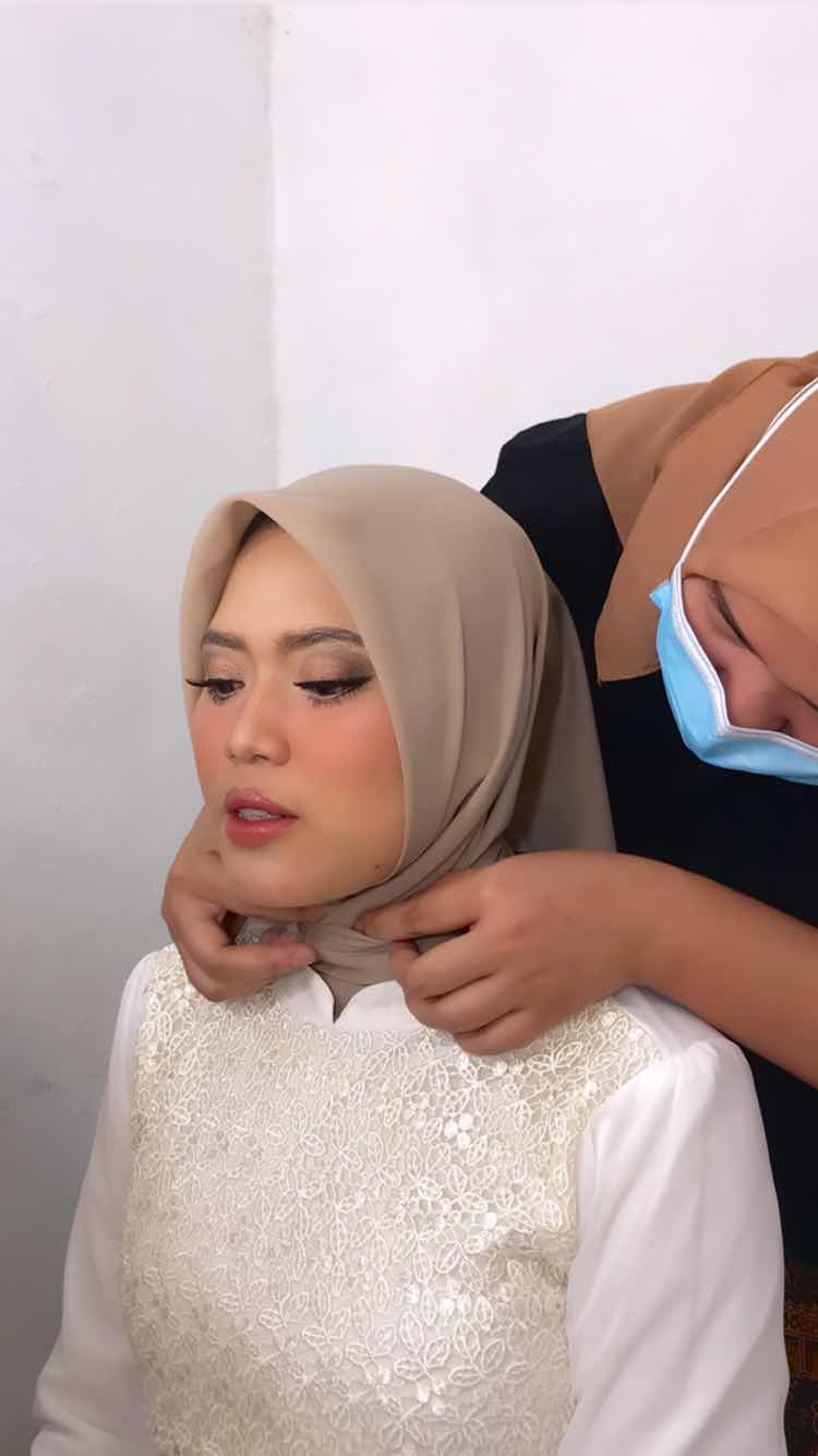 Ajeng Elvira profile icon