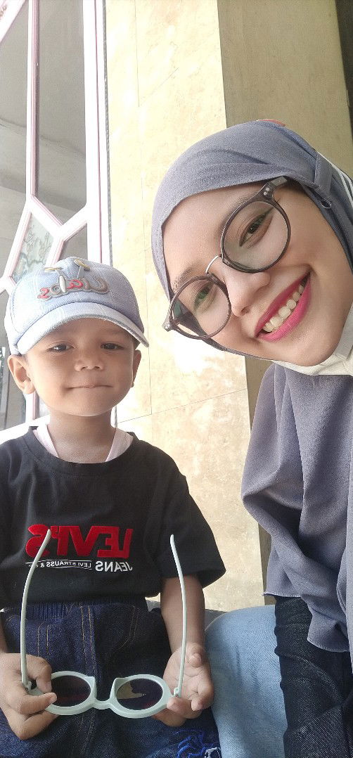 Ismiati Ika Pratiwi profile icon