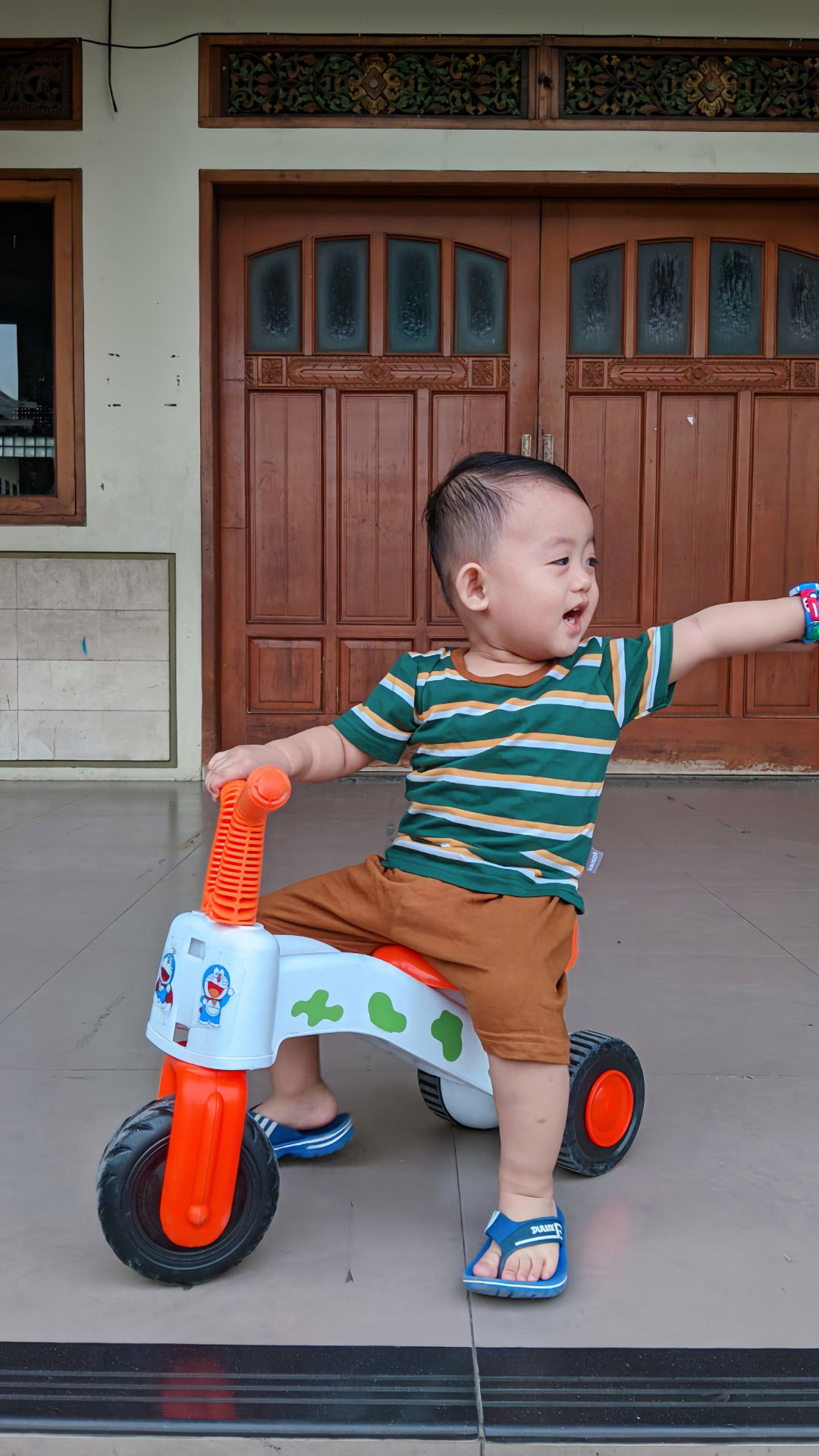 Eka Sari profile icon