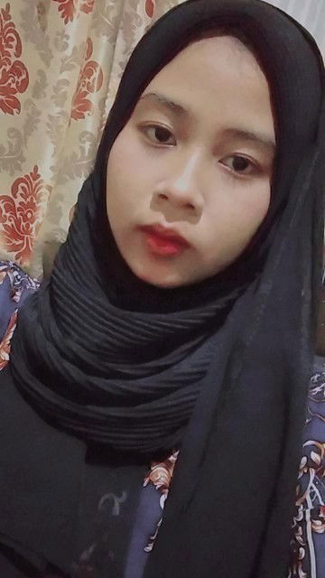 Putry Susanti profile icon