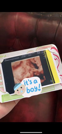 Tri oktafiani Kaunang profile icon