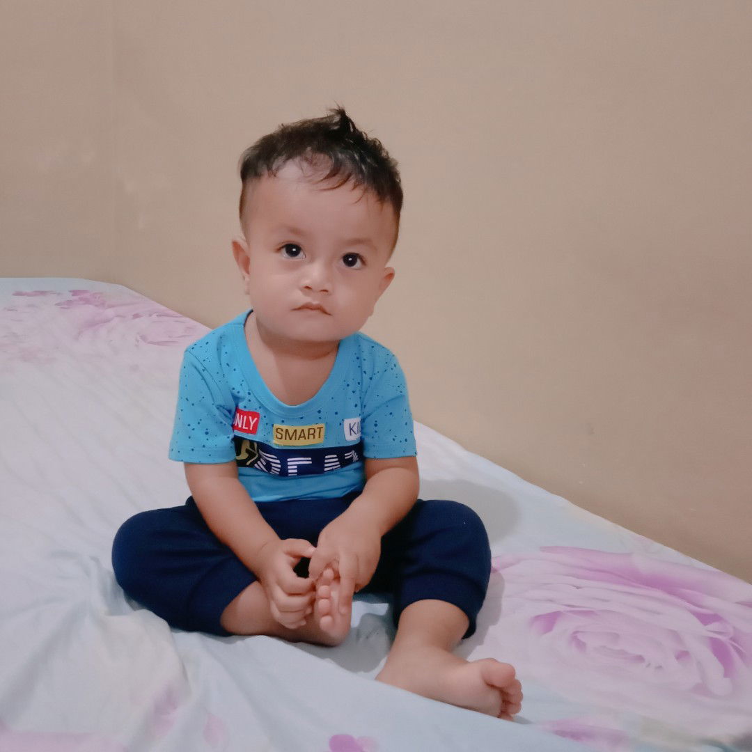 Moms Elfano profile icon