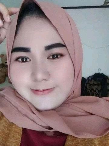 Nina Astuti profile icon