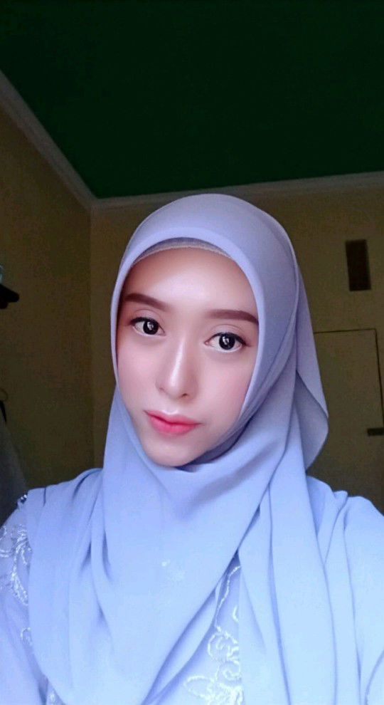 yuli mulyana profile icon