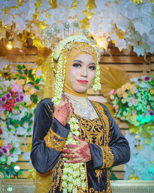 Akhadah zulmi profile icon