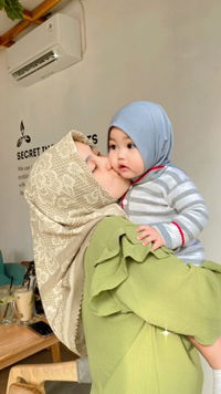 Zaira Lutfia Niti Ichwani profile icon