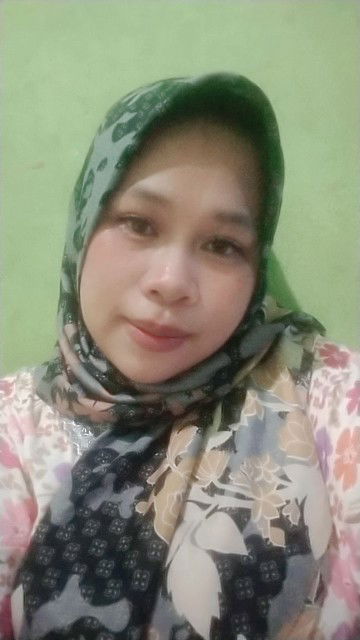 𝑠𝑎ℎ𝑟𝑎 𝑝𝑢𝑡𝑟𝑖 profile icon