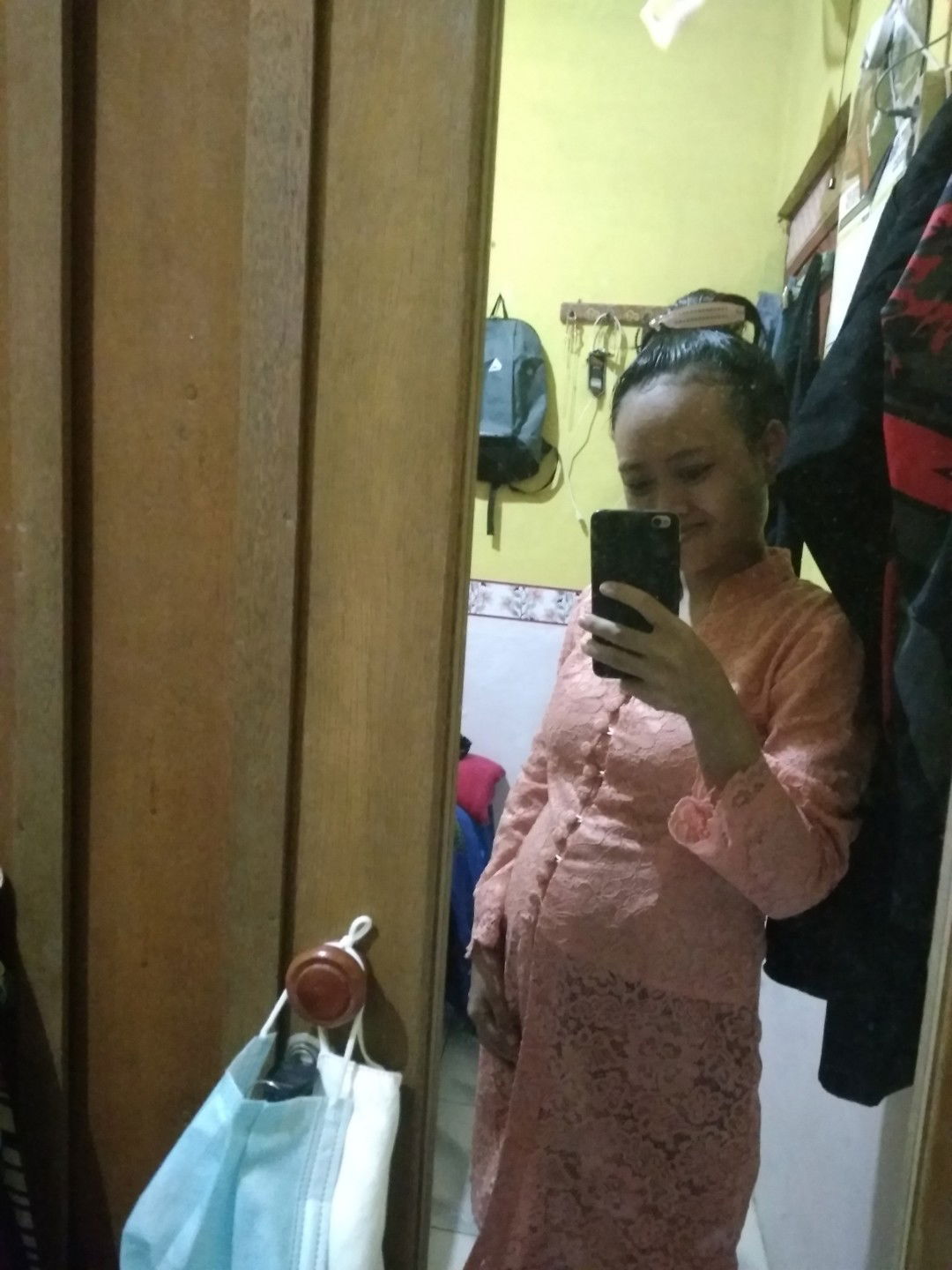 Puji Hardiyanti profile icon