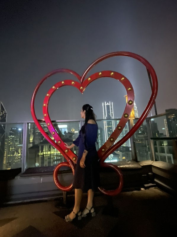 Lovely Vins profile icon