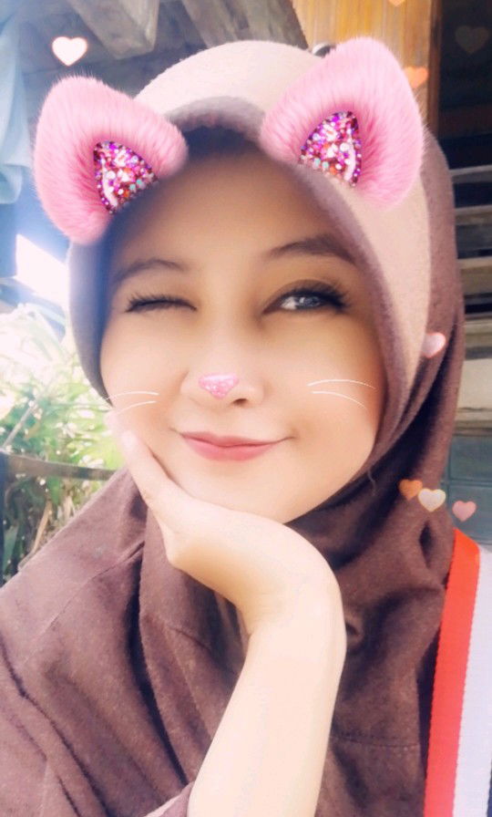 Rizqah Elhaque profile icon