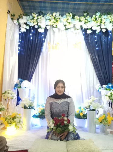 Sri astuti profile icon