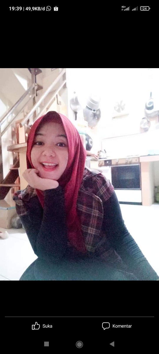 Evi Yulianti profile icon