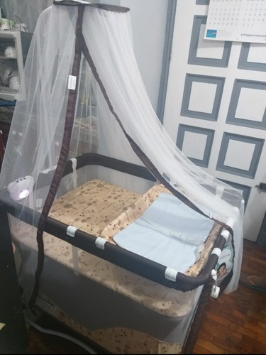 FOR SALE QUINCY CRIB