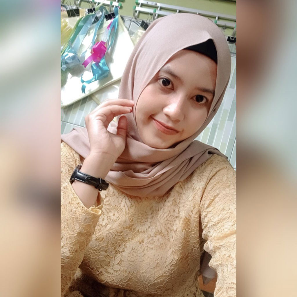 Retno Prita profile icon