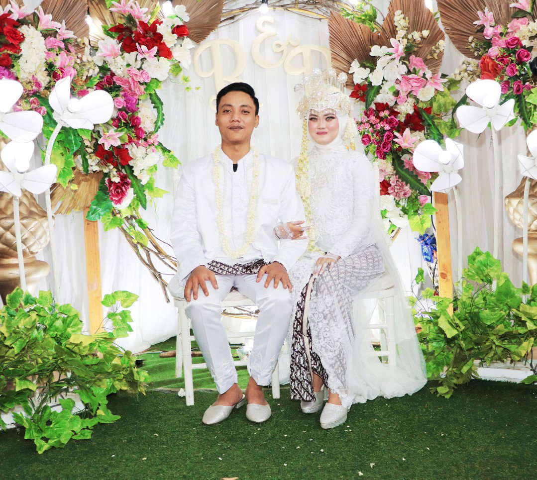rinata alfina aulia profile icon