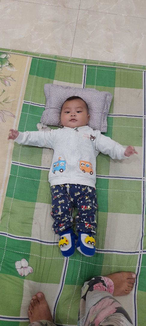 Riska Mauli Sutrisno profile icon