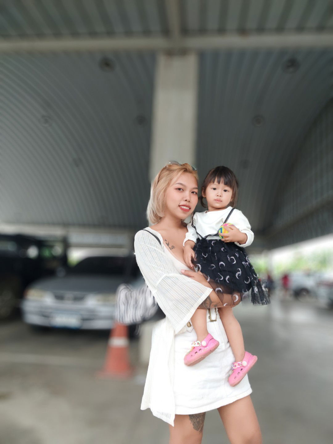 แม่ฟ้า profile icon