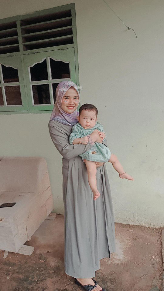 Dwi Novitasari profile icon