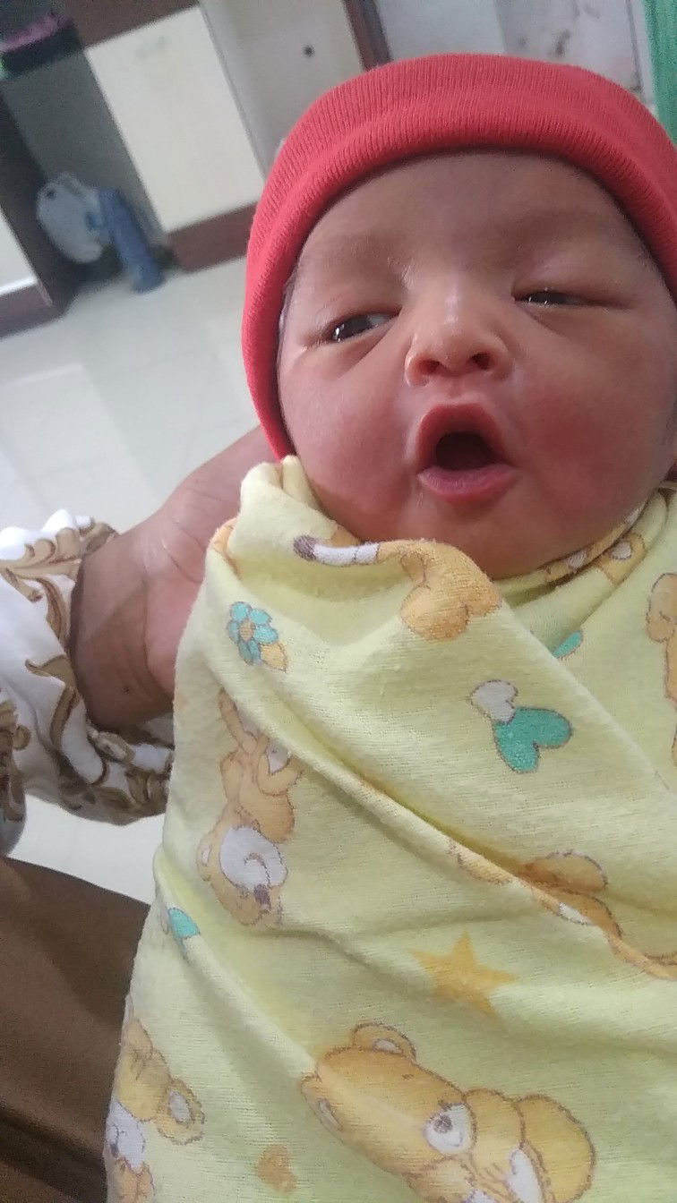 Alpiah Nur Azizah profile icon