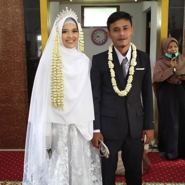 Siti Dewi Kulsum profile icon