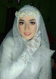 Vita Anggun L profile icon