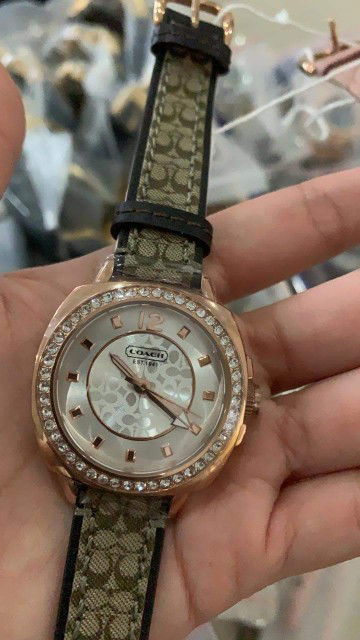 tri noviana profile icon