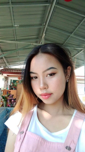 juthathip Sriwichai profile icon