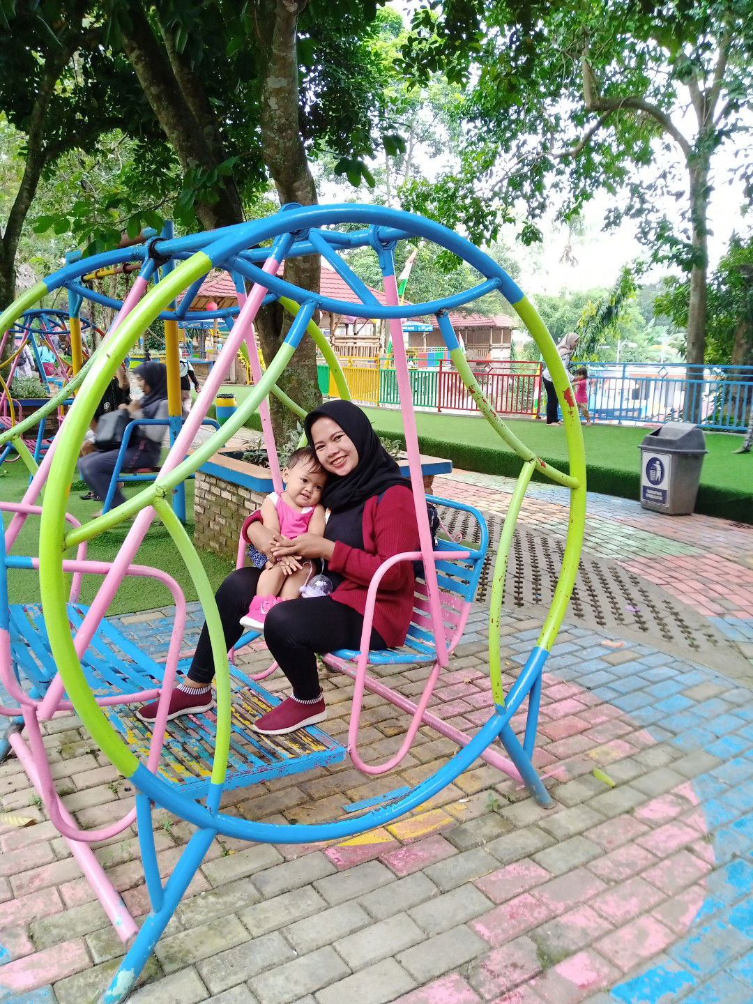 Nur Hanifah profile icon