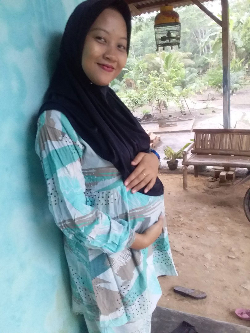 Reni Wulan Wulin profile icon