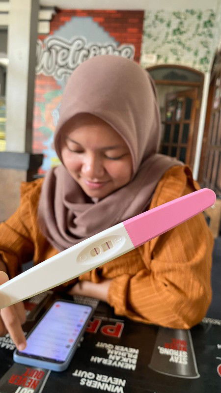 Astutik Wulandari profile icon