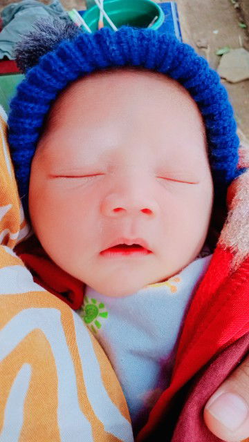 Neng Dhiya profile icon