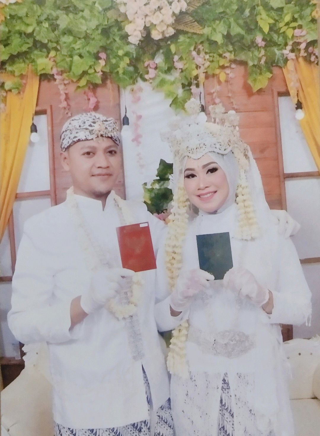 Atik firdaus profile icon