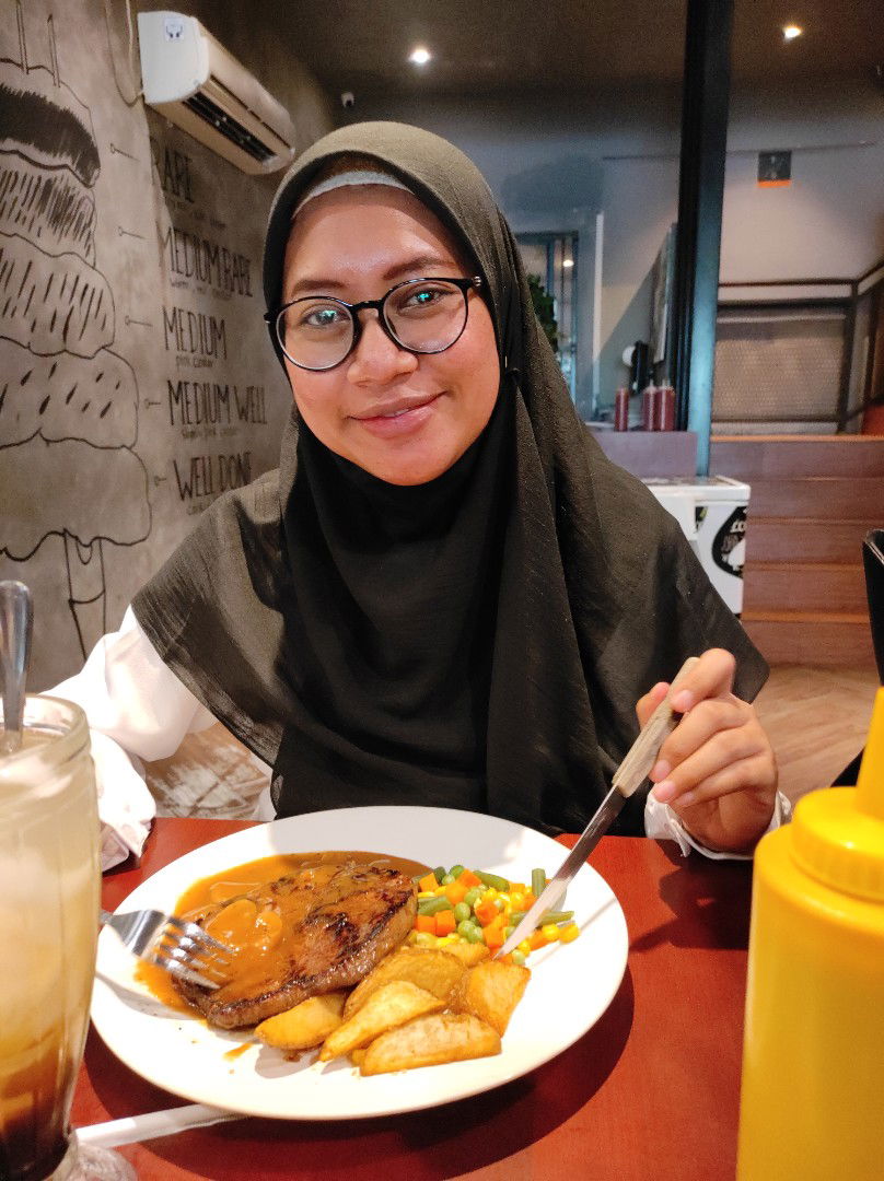 Dyah Anggraini profile icon