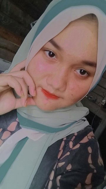 susi komalasari profile icon