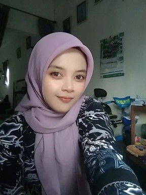 fifi nur hidayati profile icon