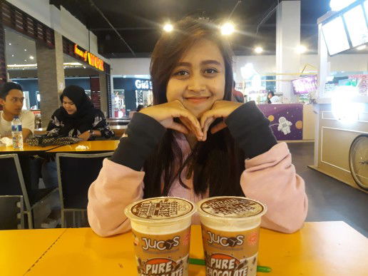 Khoirun nikmah profile icon