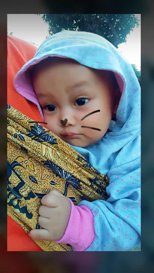 Astini Nur Dayatri profile icon