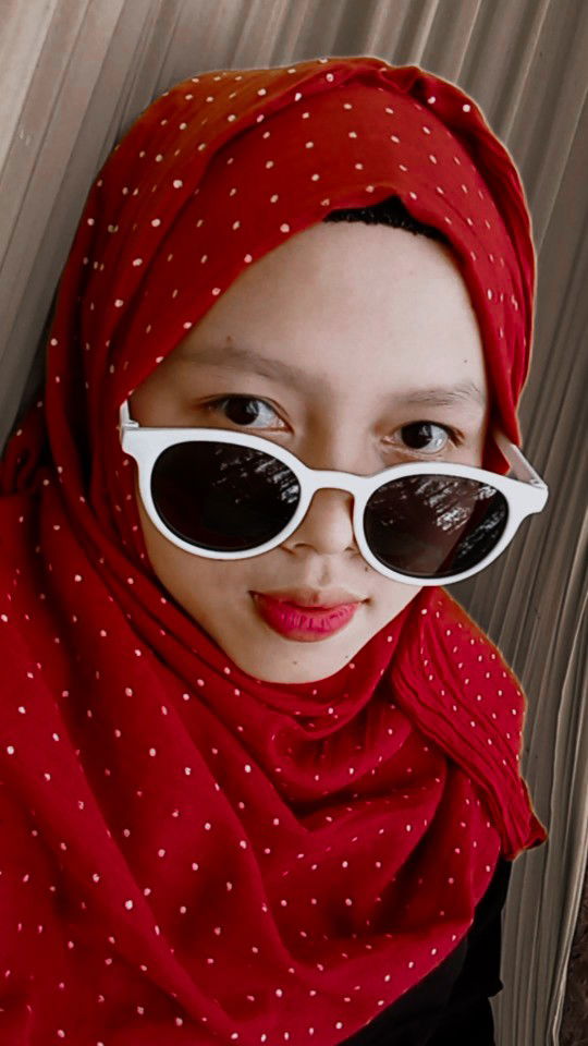 Dewi Sintiawati profile icon