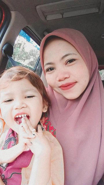 eka setiawati profile icon