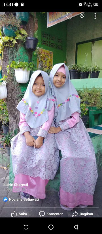 Zakia Charissa profile icon