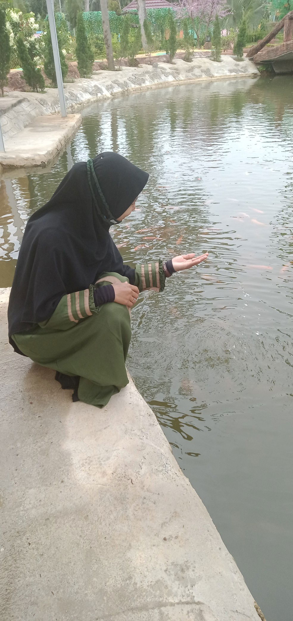 ummu Elena profile icon