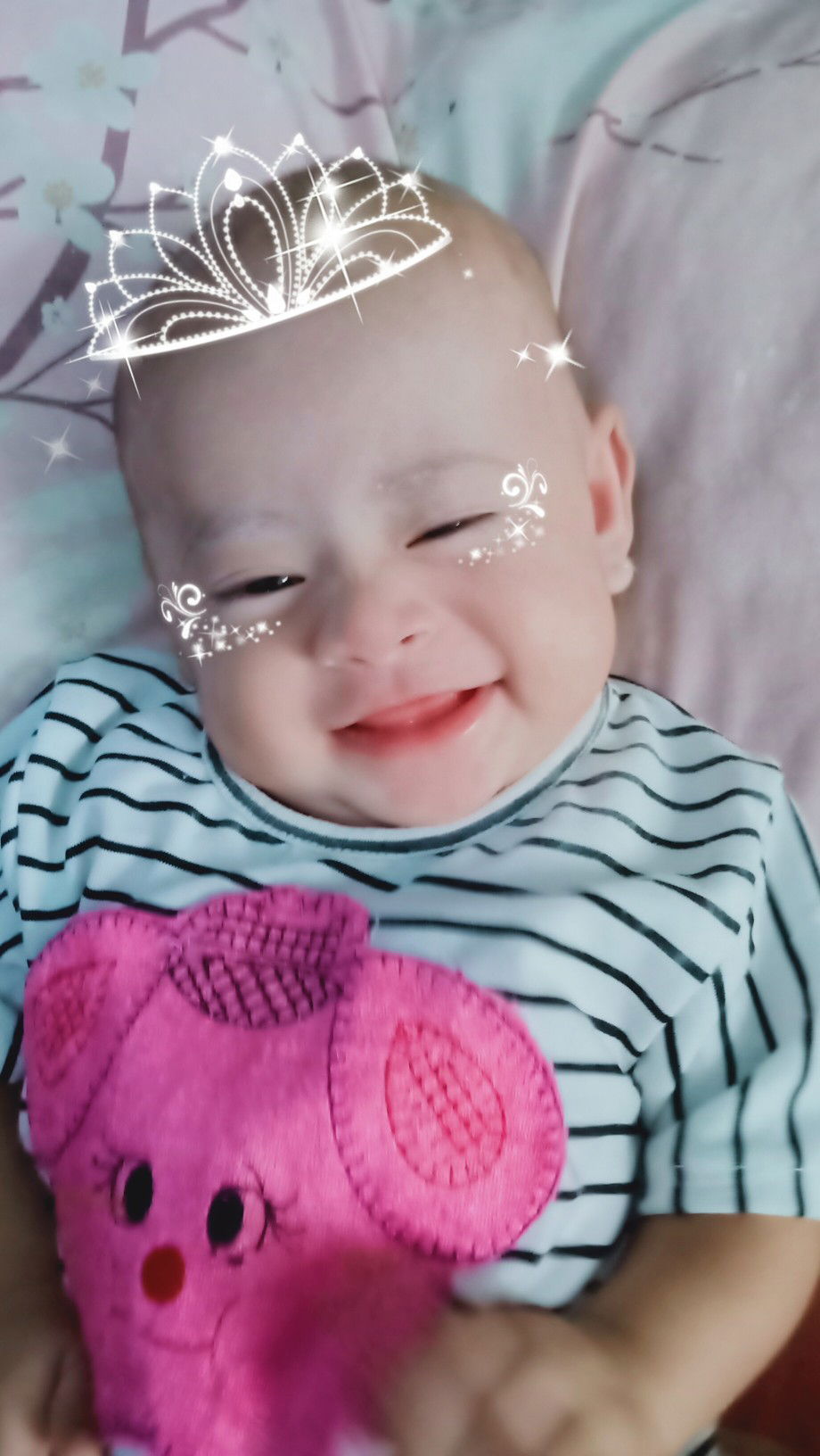 Azahra maulidina putri profile icon