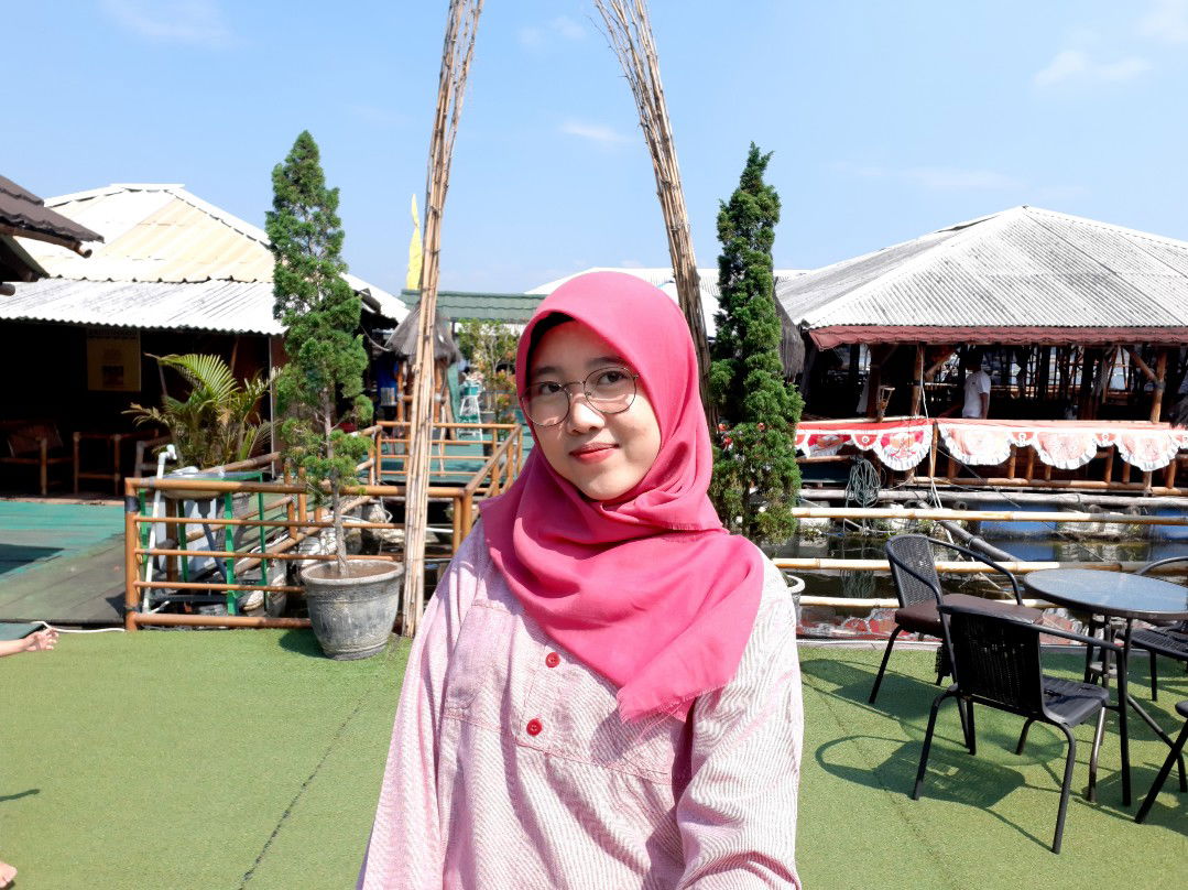 Dini Nasfariyanti profile icon