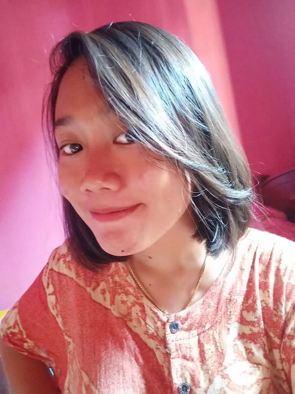 Uni Safitri profile icon