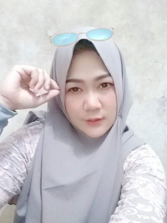 Khoyun Nurcahyani profile icon