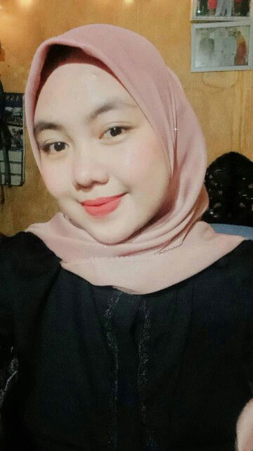 fatya sabrina profile icon