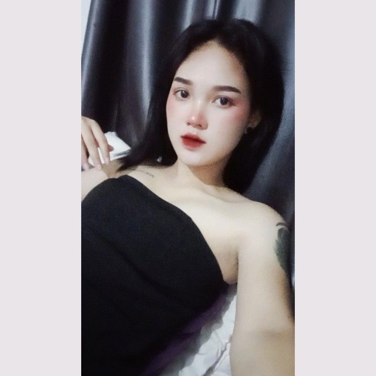 ออม' อิ๋ว profile icon