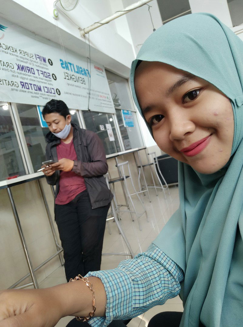 Ari Munari profile icon